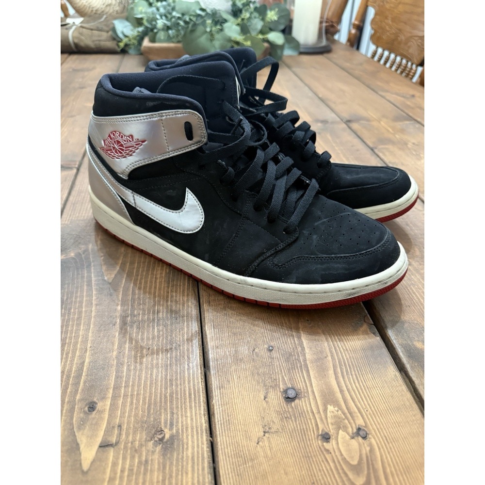 Size 12 - Air Jordan 1 Mid Johnny Kilroy